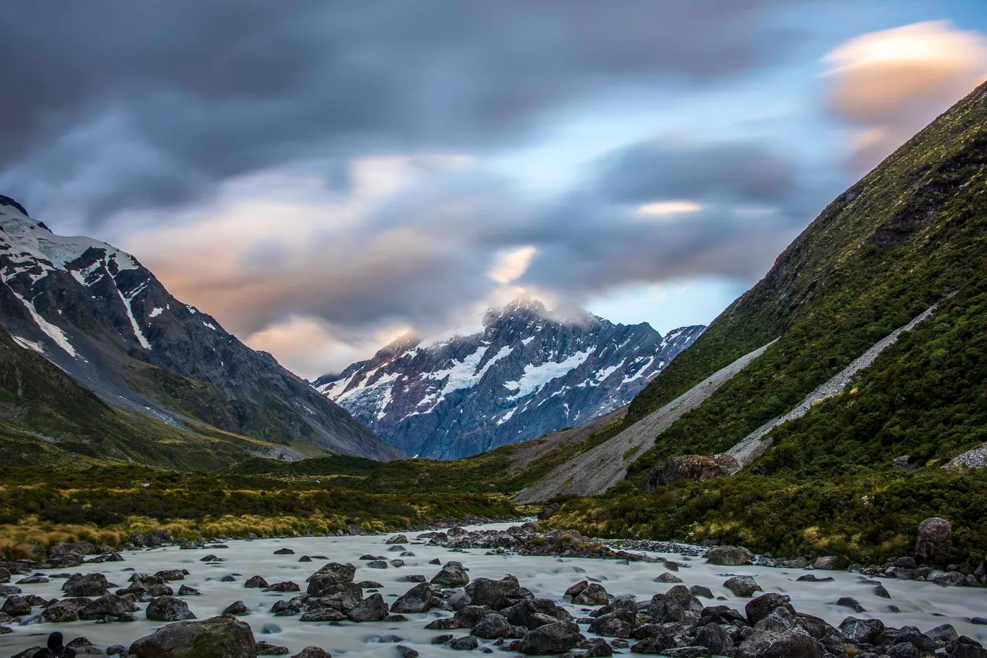 The alpine landscape of Hooker Valley on New Zealand’s South Island.
